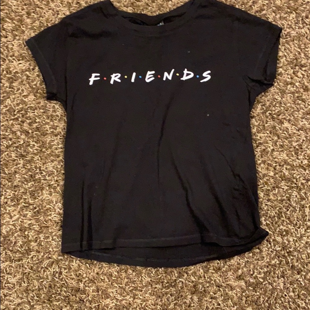 ‘Friends’ T-shirt